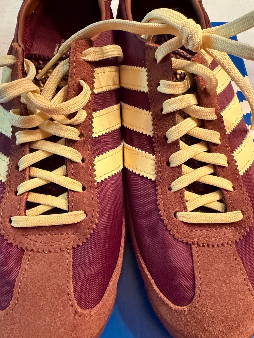 Adidas Originals Retro Running Sneakers Burgundy & Cream Suede Nylon Size 7.5 - Picture 7 of 8